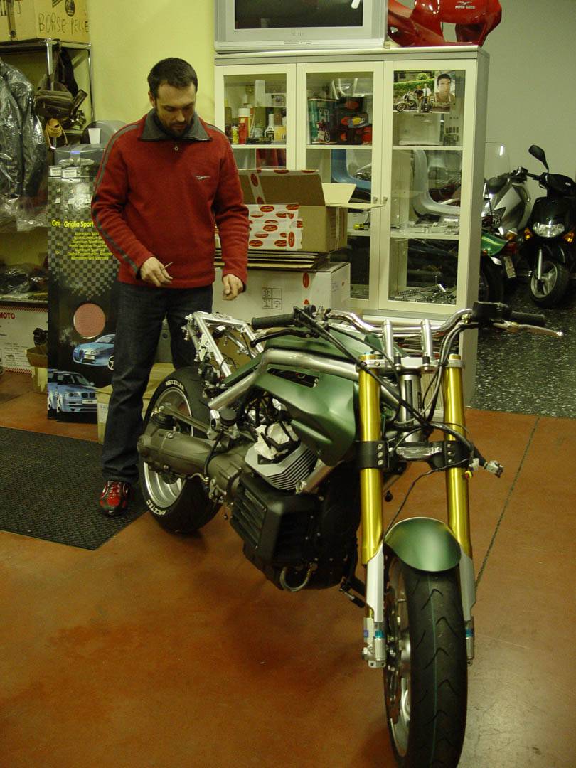 Stefano-Perego-Moto-Guzzi-Griso-2