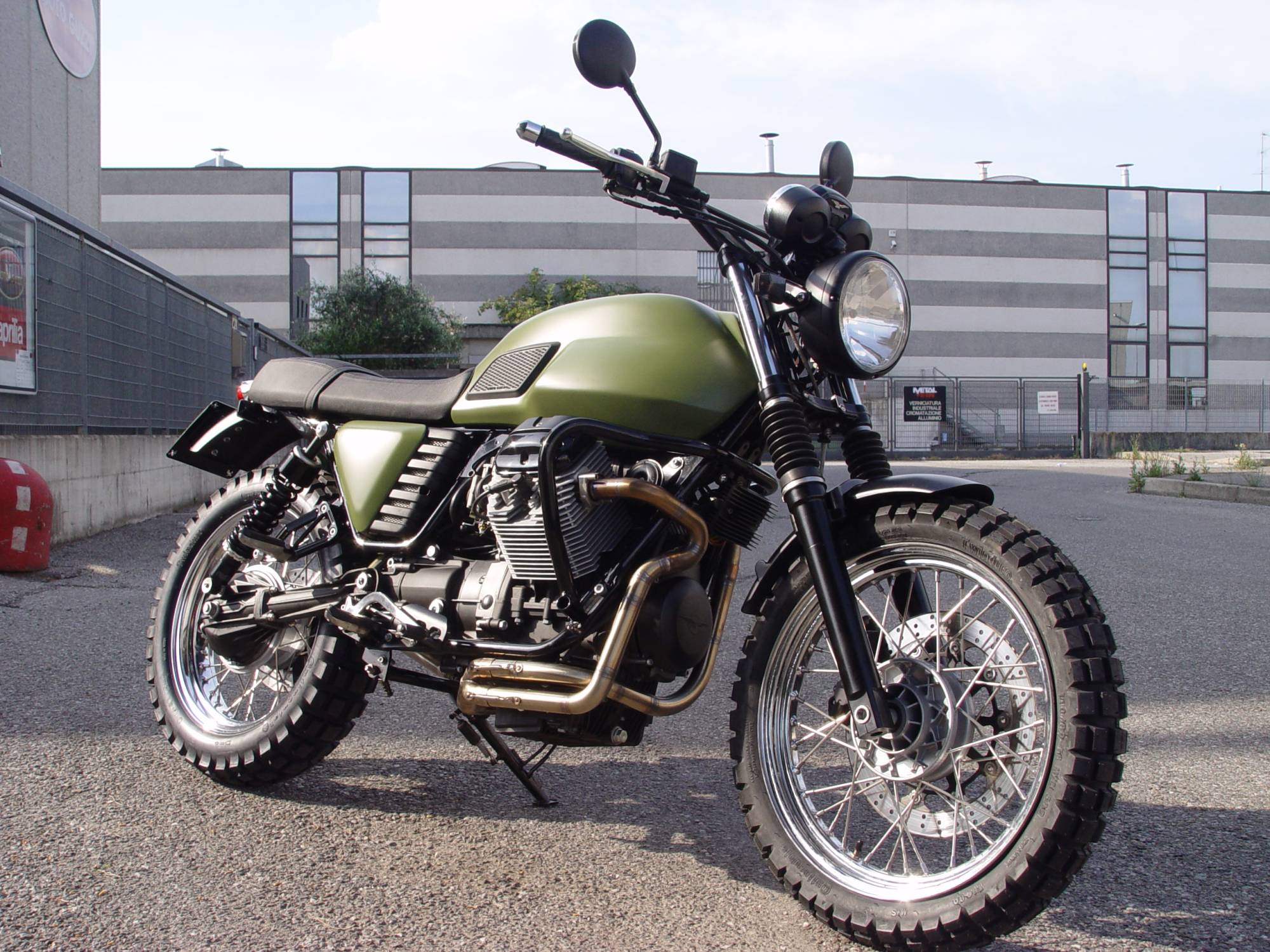 V7 Scrambler c