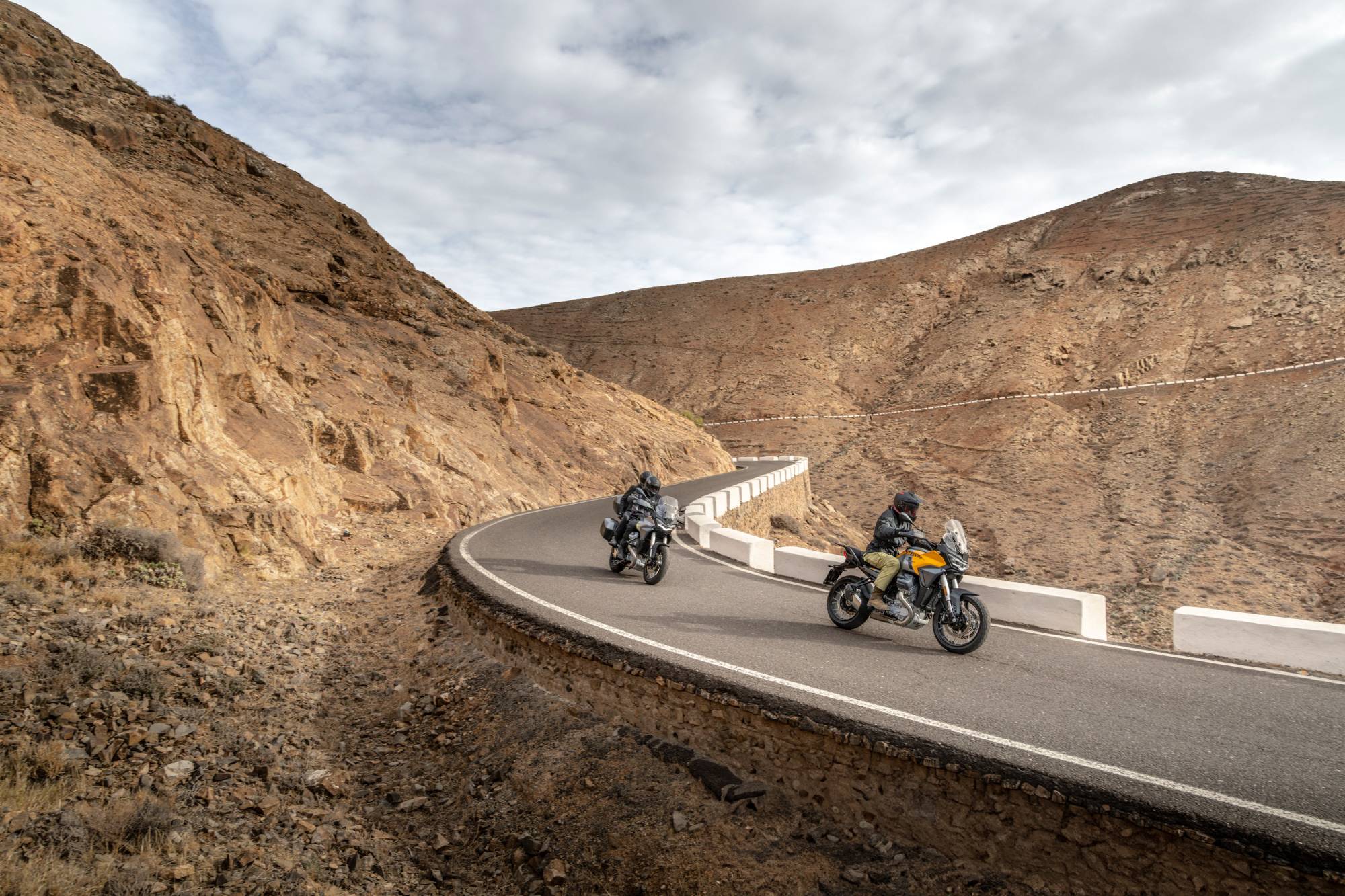 moto-guzzi-stelvio-millepercento-8