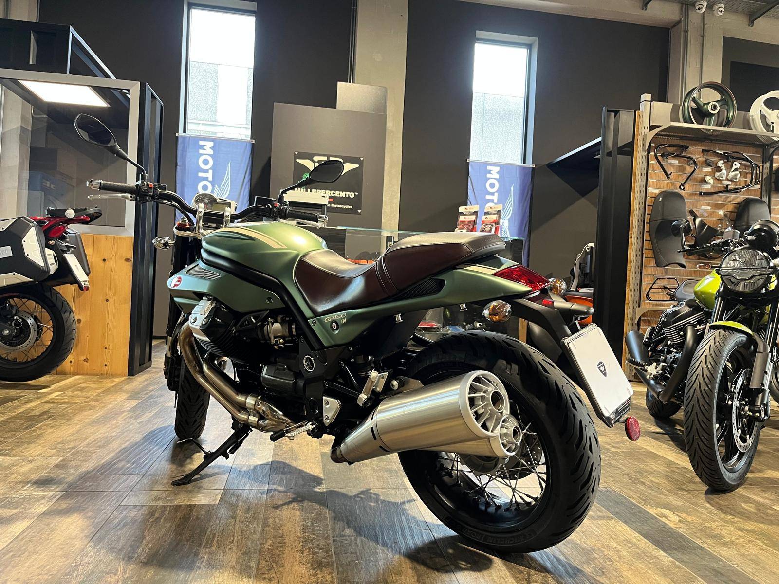 Griso 1200 8V SE b