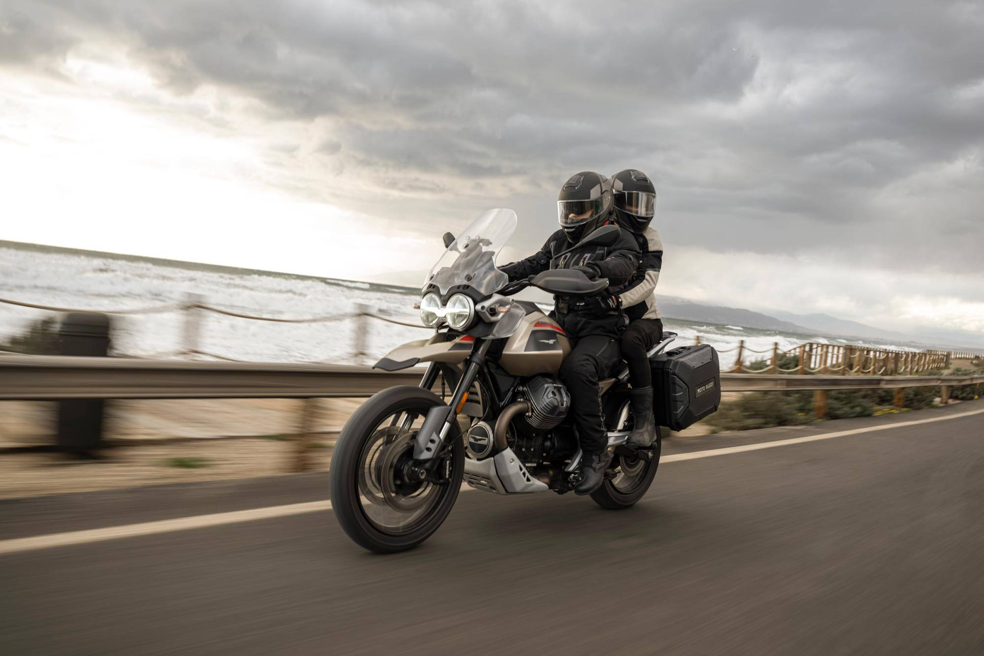 moto-guzzi-v85-tt-travel-2024-millepercento-8