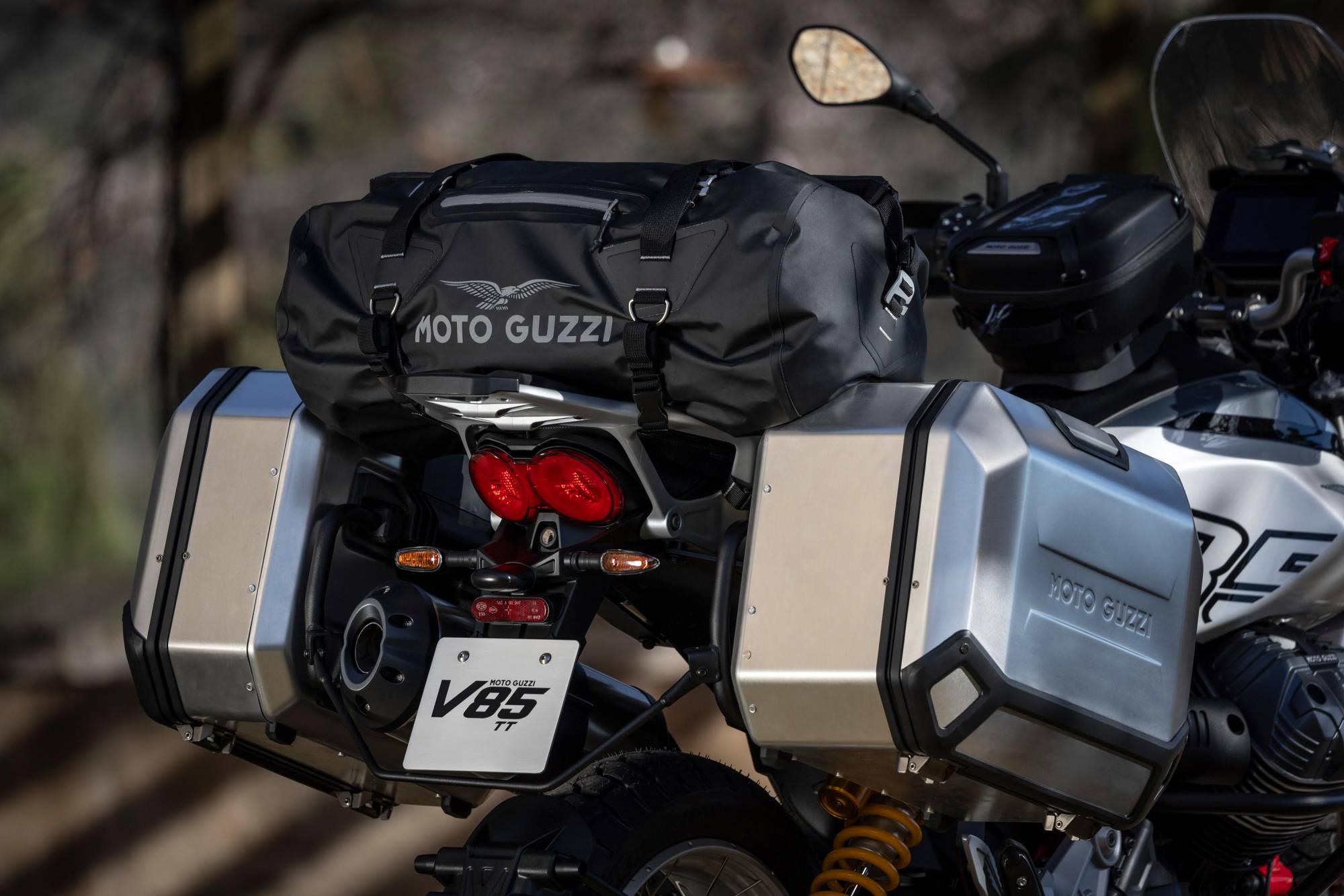 moto-guzzi-v85-tt-2024-accessori-millepercento-6