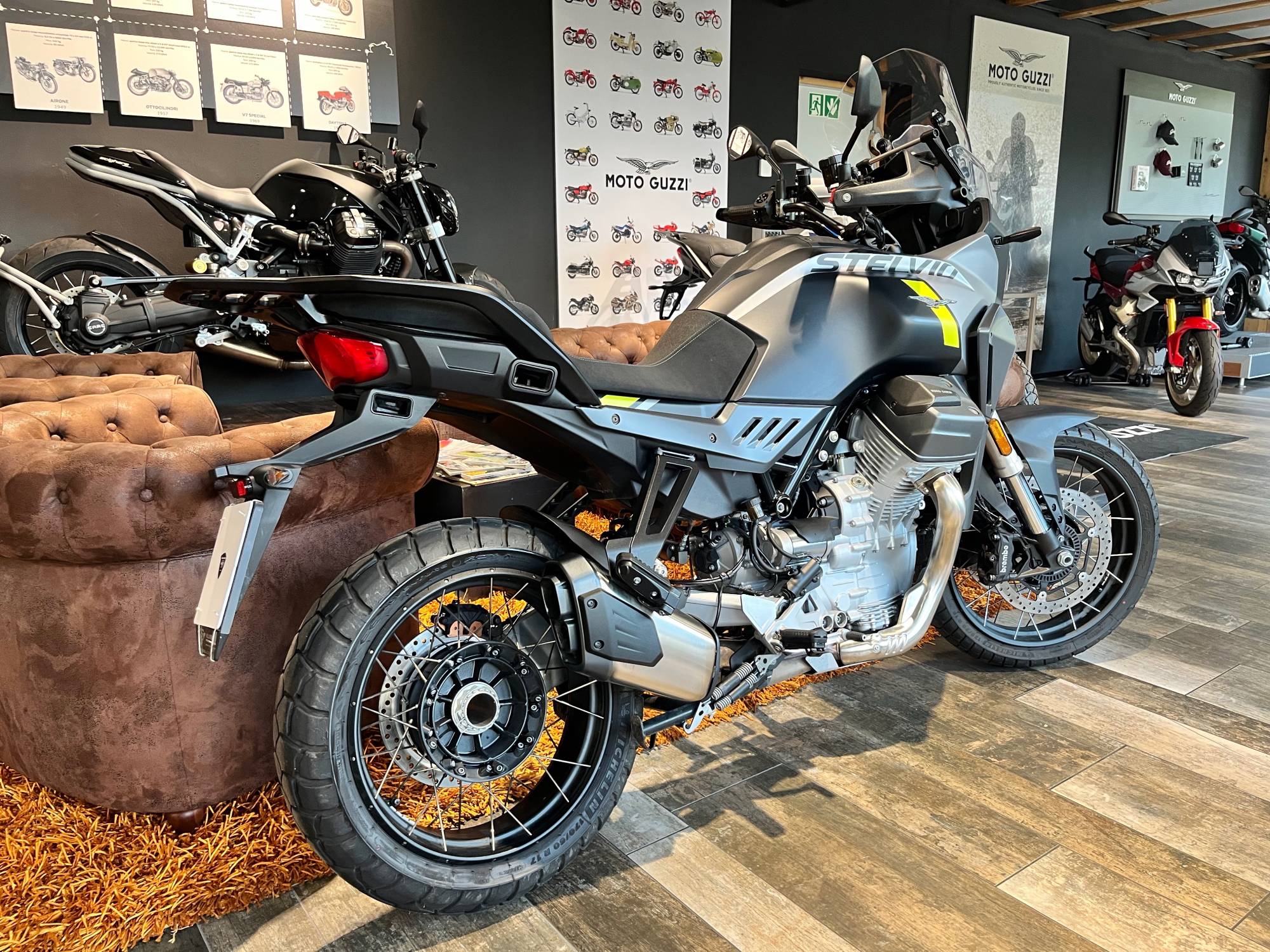 stelvio v100 a