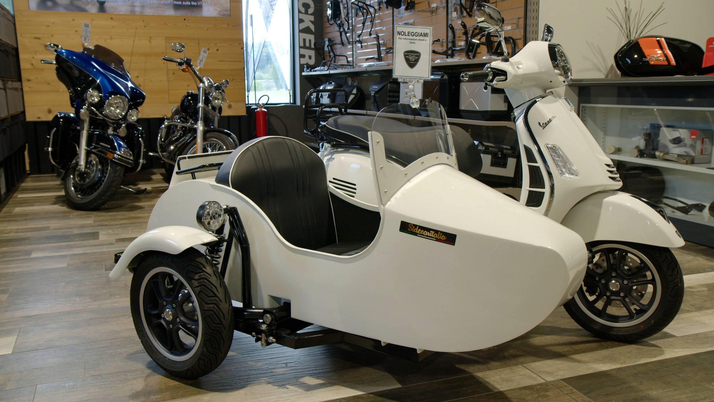 Moto-Guzzi-Millepercento-Vespa-300-sidecar-1-noleggio