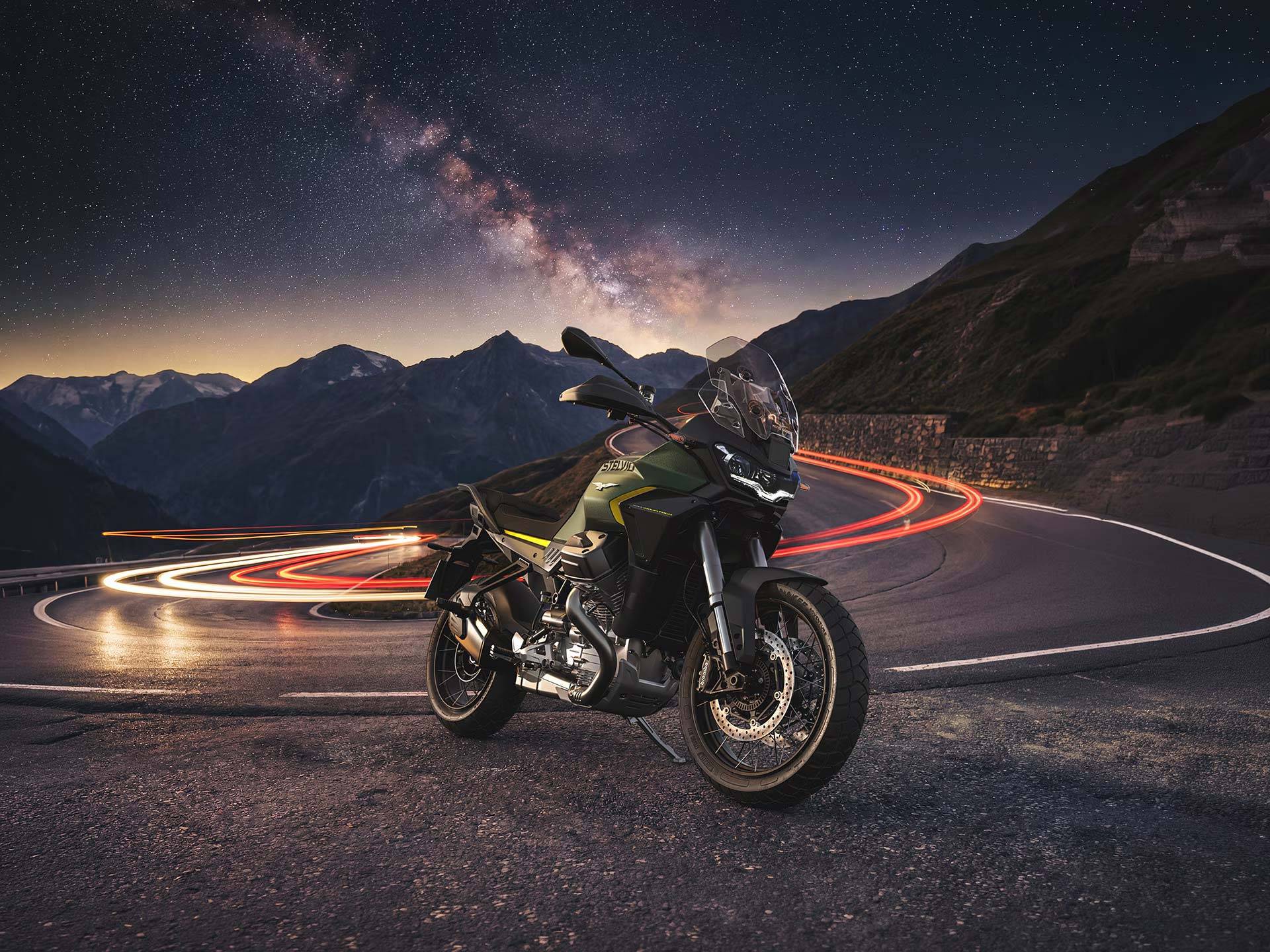 millepercento-concessionaria-moto-provincia-como-moto-guzzi-stelvio-4