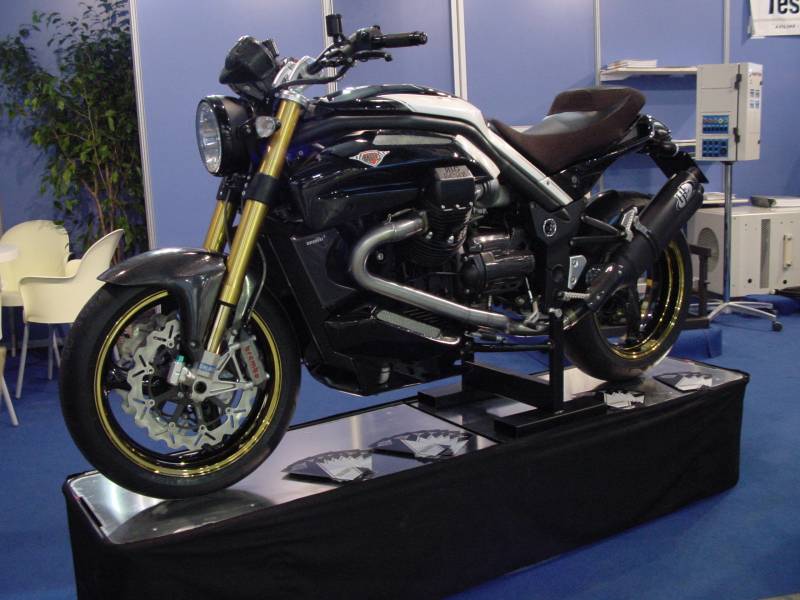 Moto-Guzzi-Millepercento-EICMA-2007