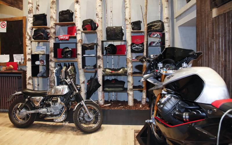 Moto-Guzzi-Millepercento-Milano-110
