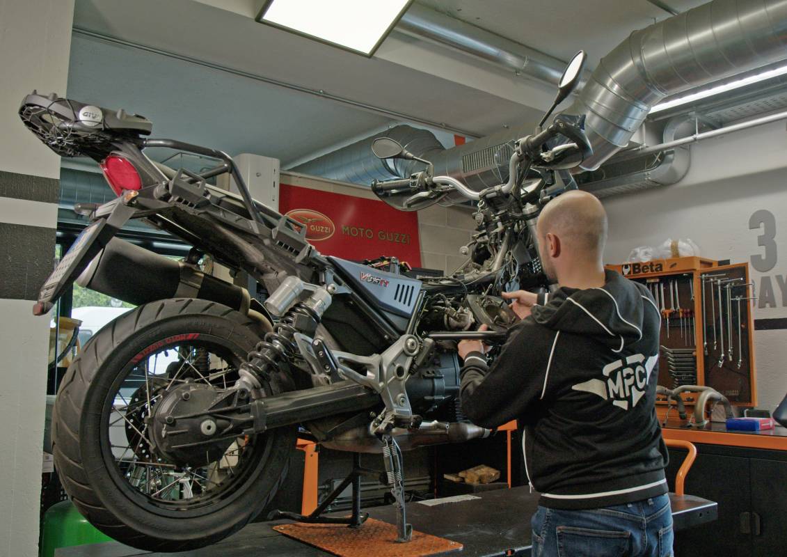 officina-millepercento-Moto-Guzzi